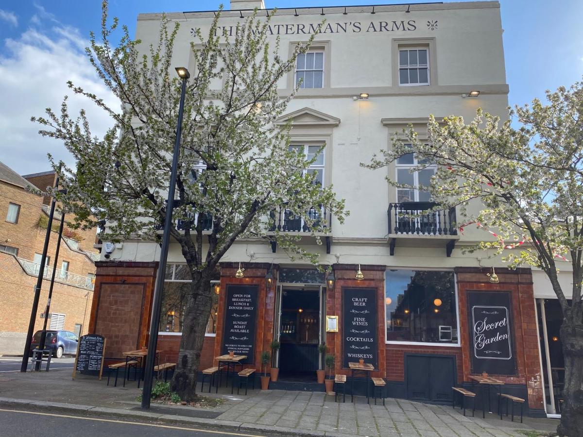 The Waterman's Arms * Londra